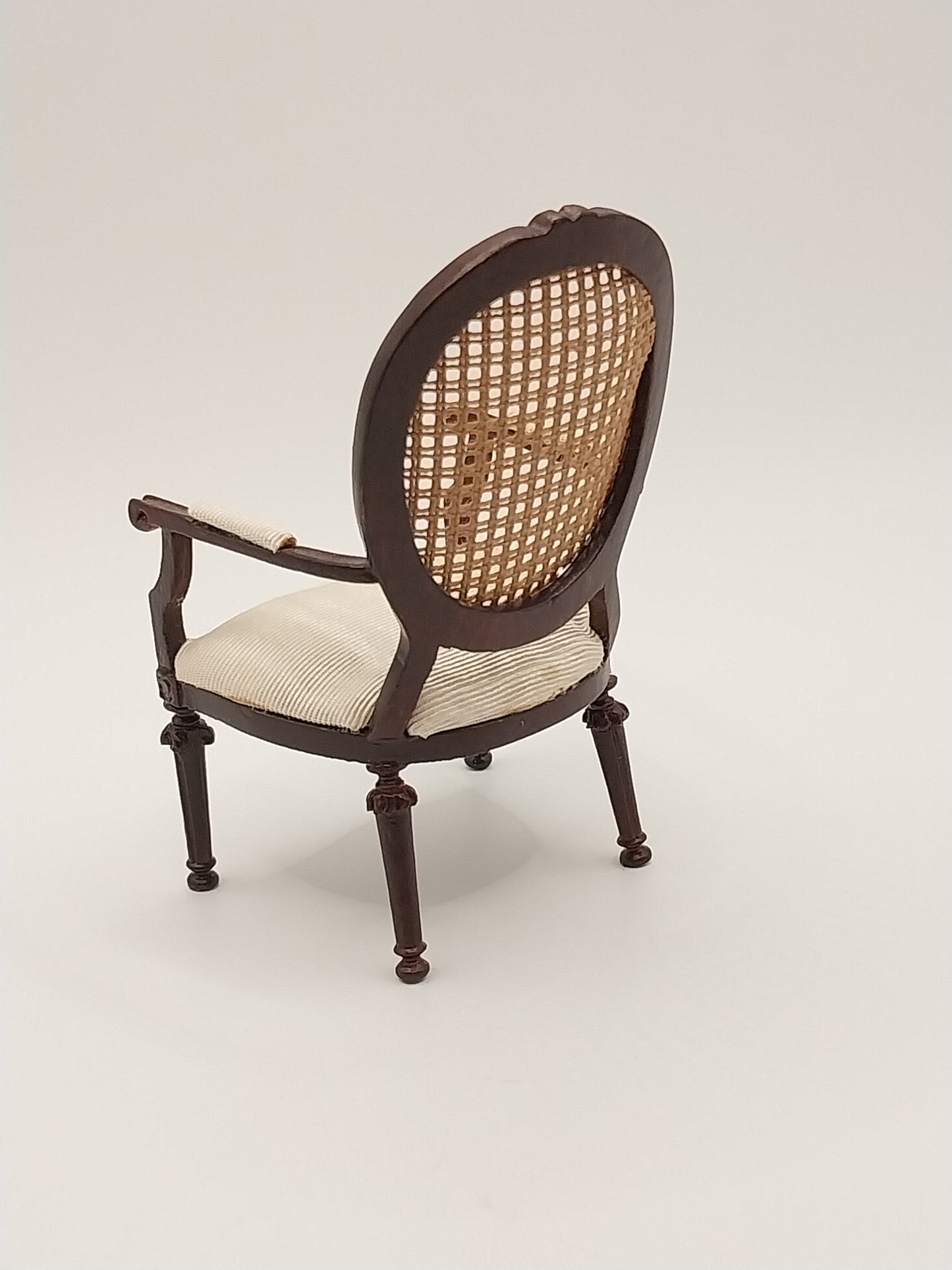 CPM0726, Petite Salon Arm Chair, MH