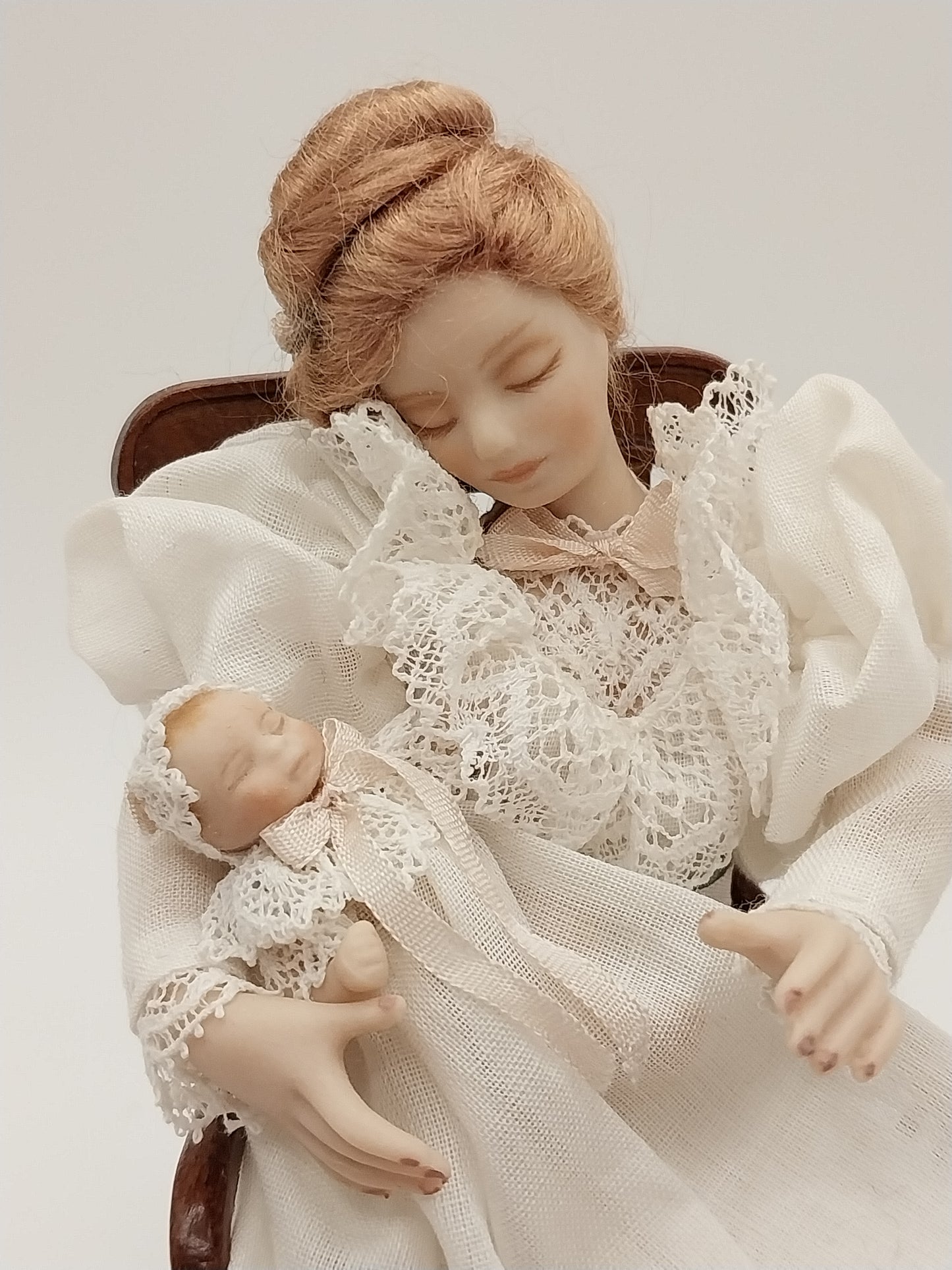 Victorian Mother & Baby Doll Sleeping