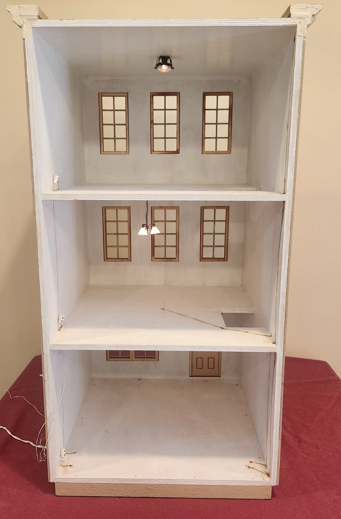 The Brick New Yorker Dollhouse Complete