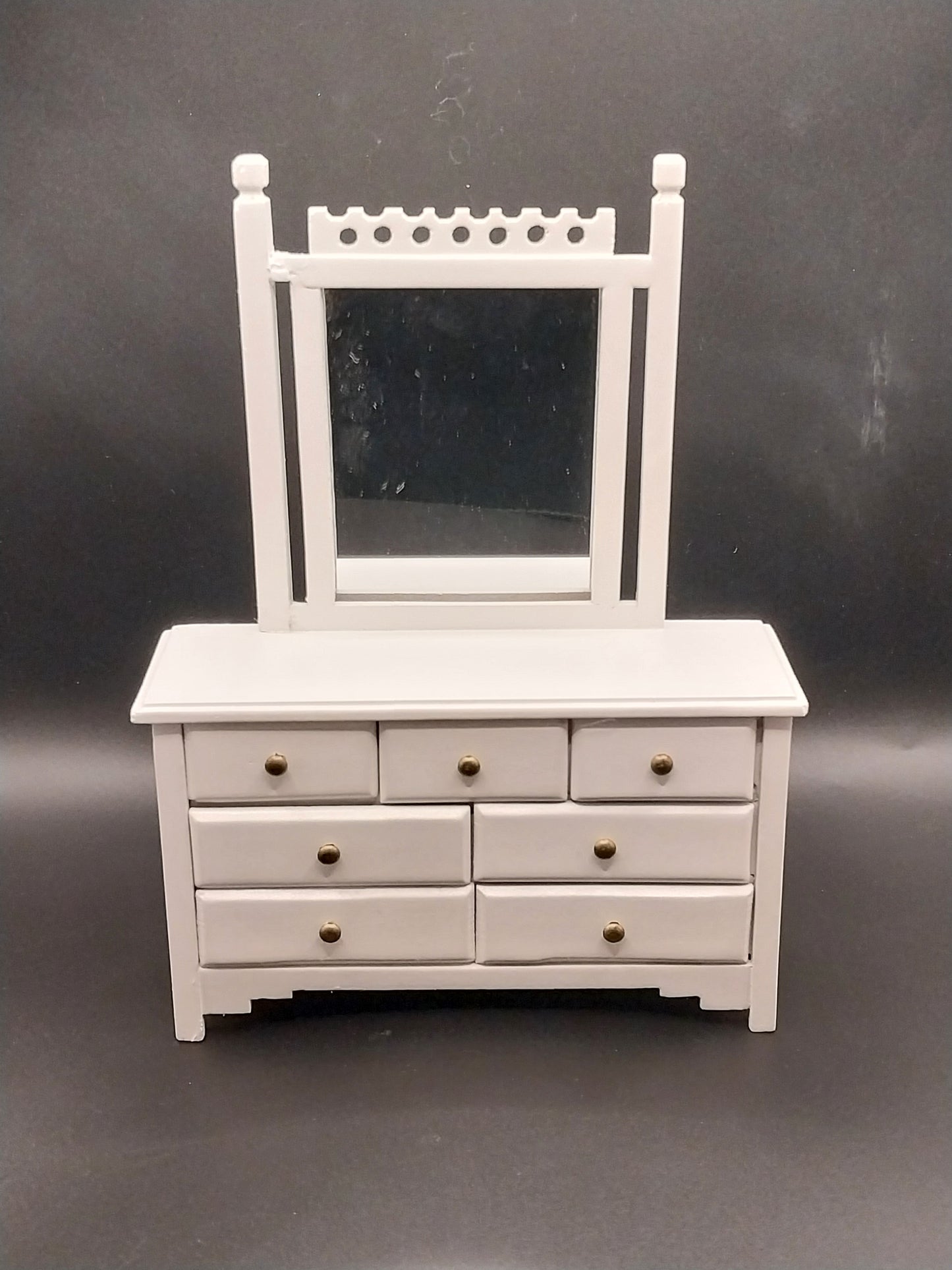 White Dresser With Mirror