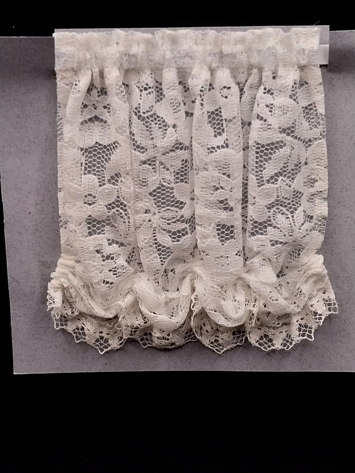 Balloon Shade, Floral Lace, White