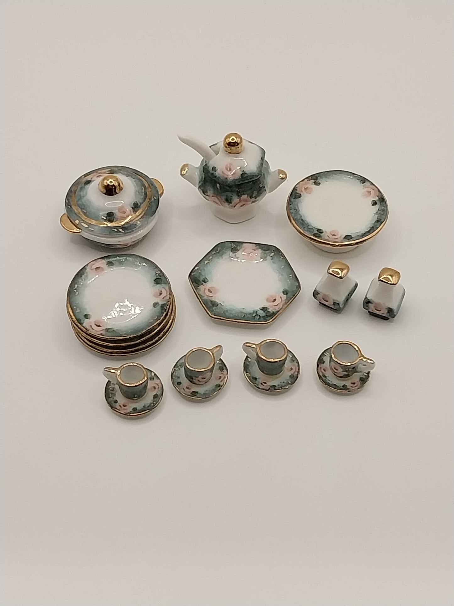 Porcelain Dinnerware Set, Handpainted, 21pcs