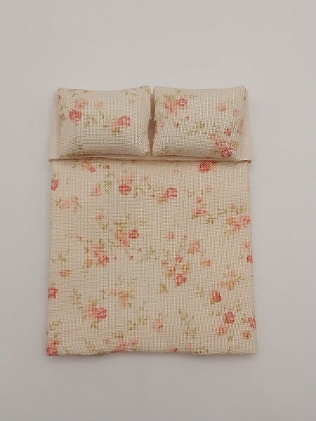 1/2" Scale Double Bedspread & 2 Pillows, Cream & Pink