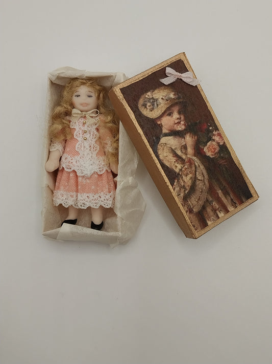 Baby Doll In Box, Pink