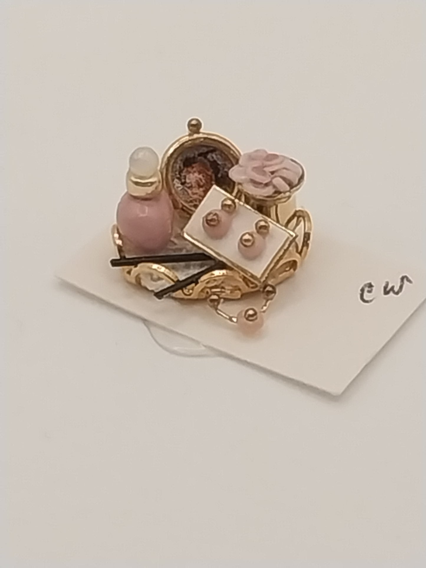 1/4" Vanity Tray, Assorted