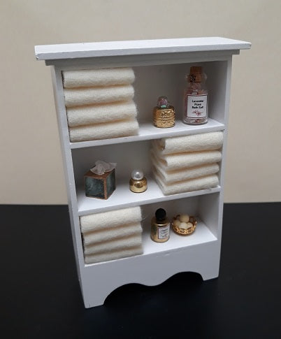 Bath Shelf with Towels, Cream