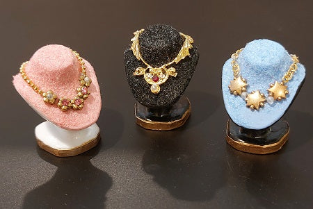 Bust with Jewelry, Assorted, 1pc