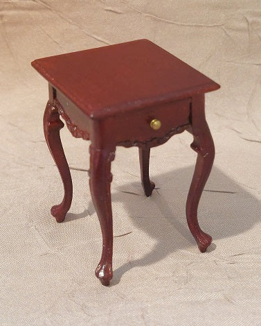 CBB523, Lorraine French End Table, Mahogany