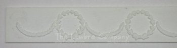 Wreathe and Swag Flat Trim, 1pc