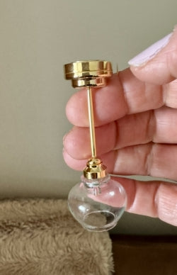 Single Bulb Hanging Ceiling Light, Brass, LED