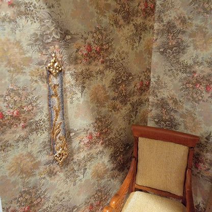 Sitting Room with Outdoor Scene Vignette