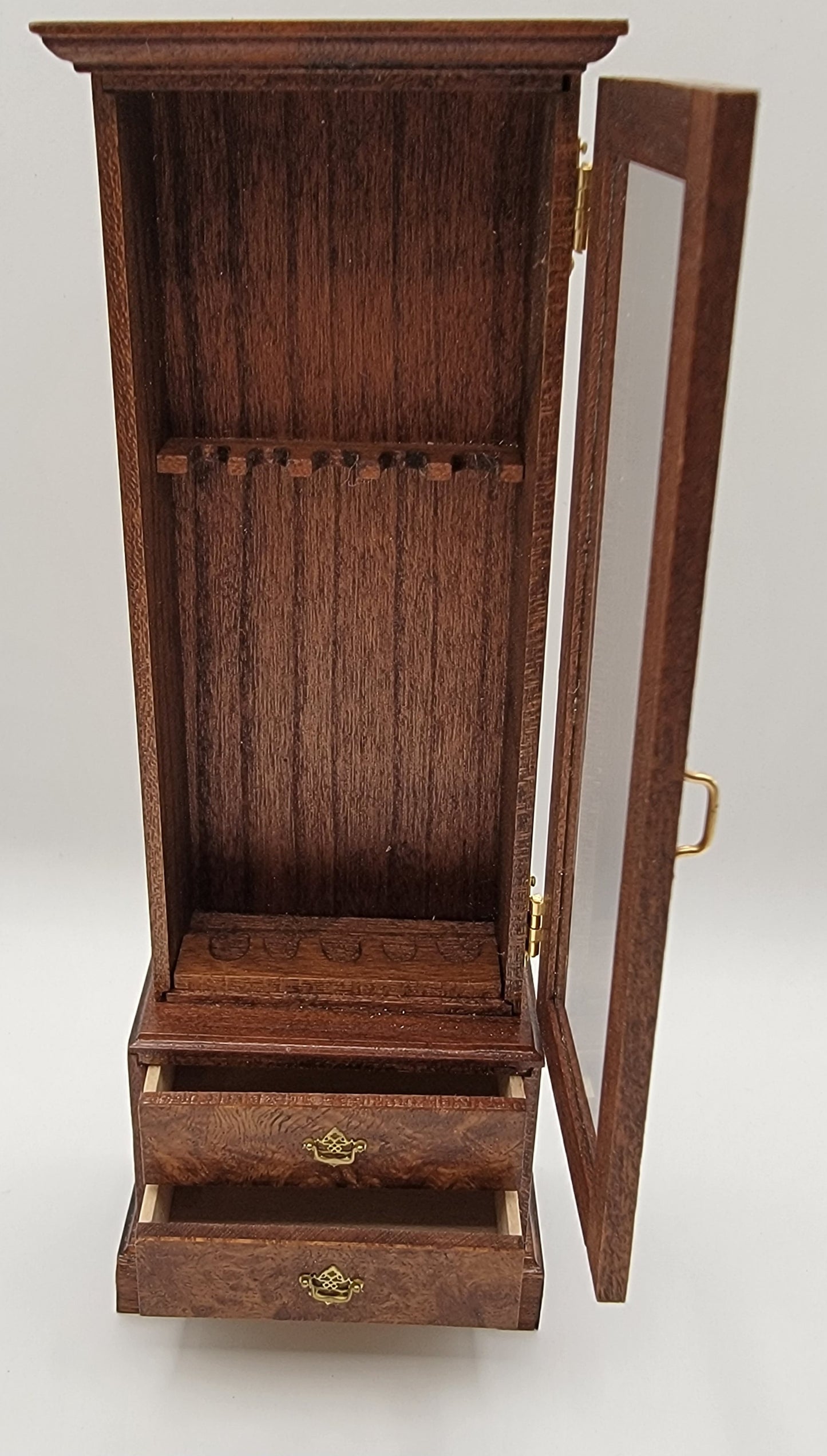 Inlaid Gun Cabinet