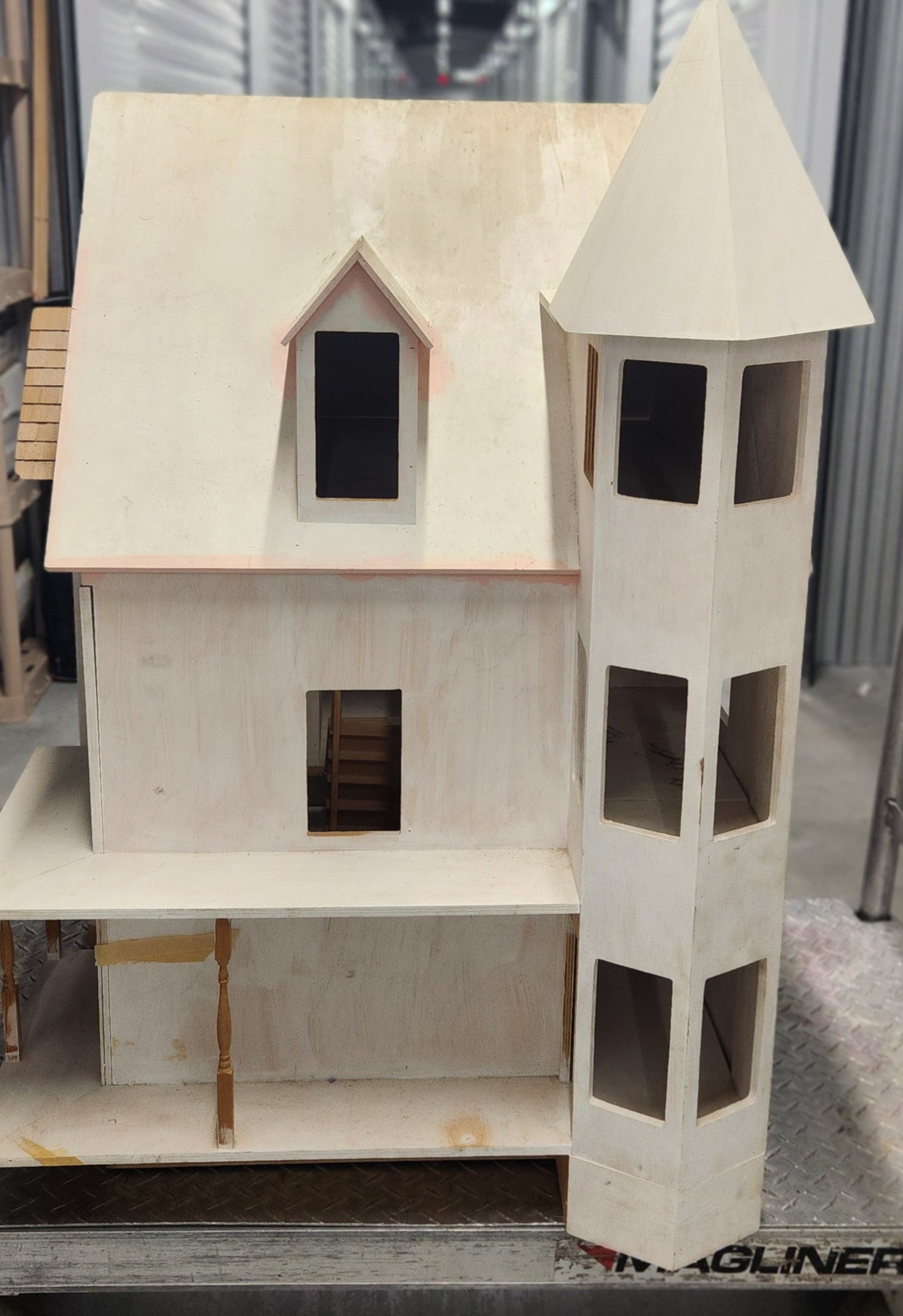 Lawbre, Shadow Cliff Dollhouse Shell with Components