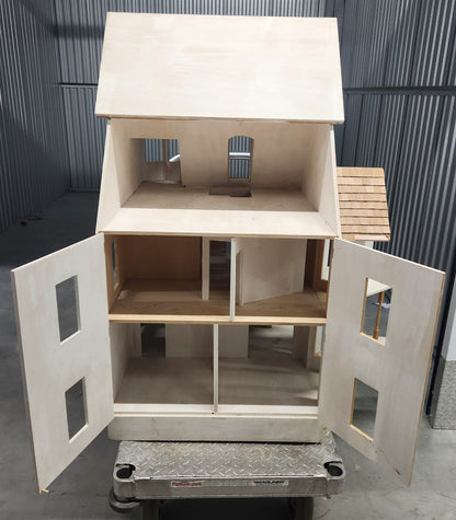 Lawbre, Shadow Cliff Dollhouse Shell with Components