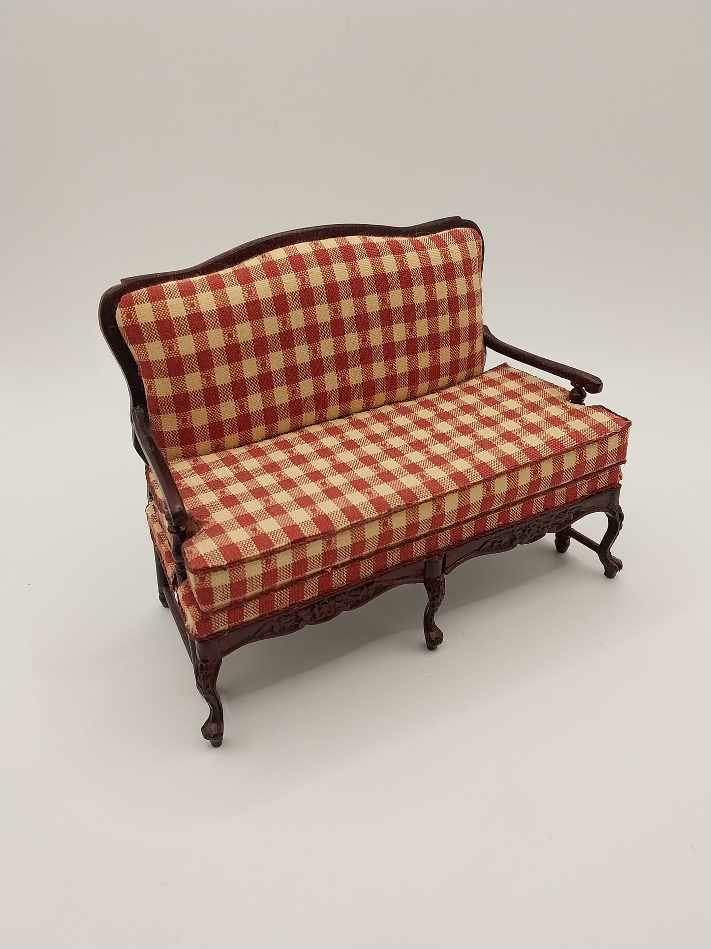 CBB026, Amise French Country Living Room Set, Red & Cream Plaid, Mahogany