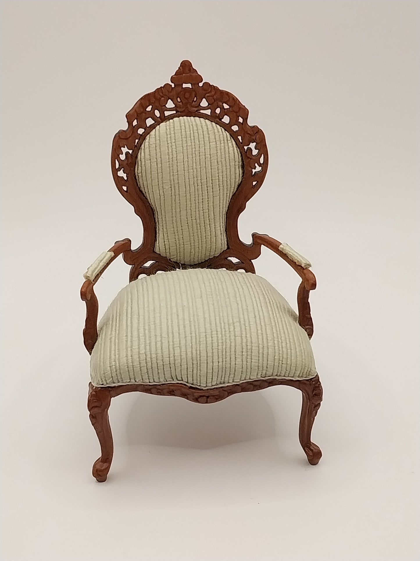 CBS013, Biltmore Arm Chair, New Walnut