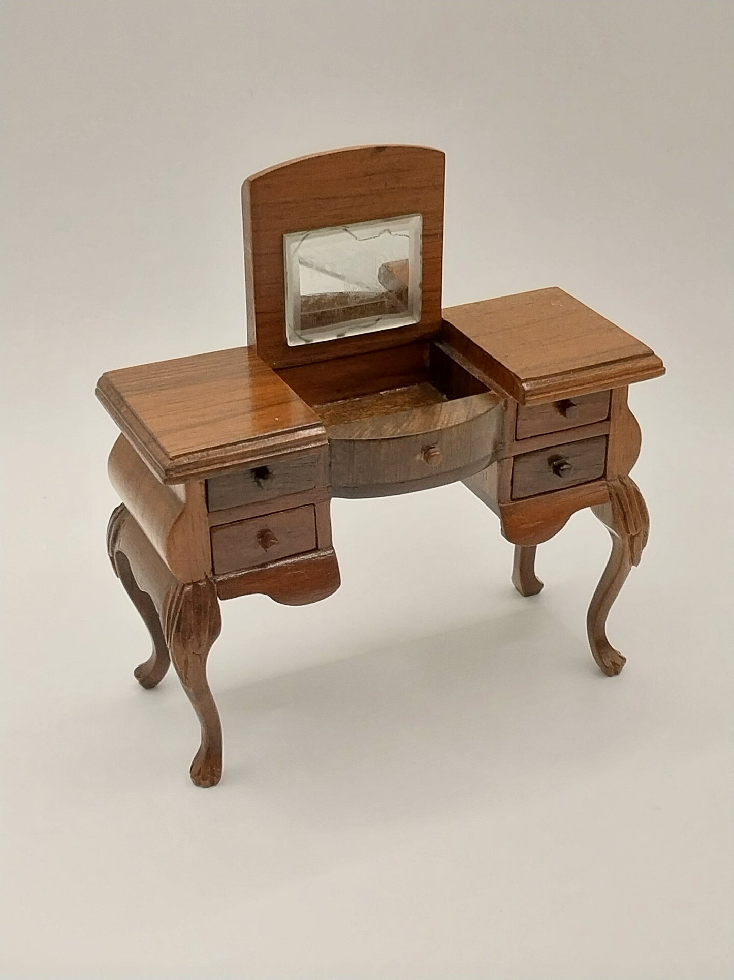Vanity, Carved, Walnut