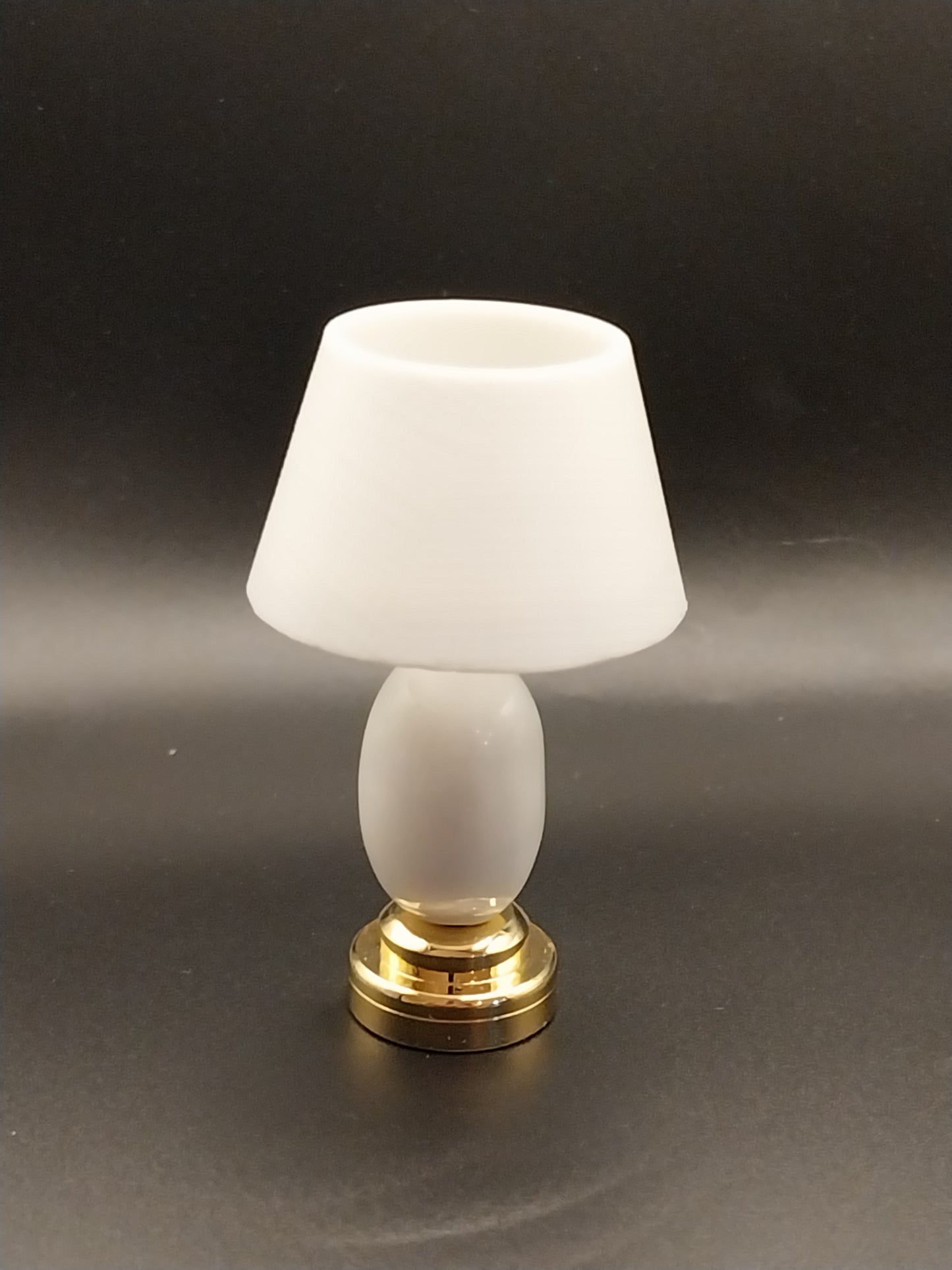 Kesington Table Lamp, LED