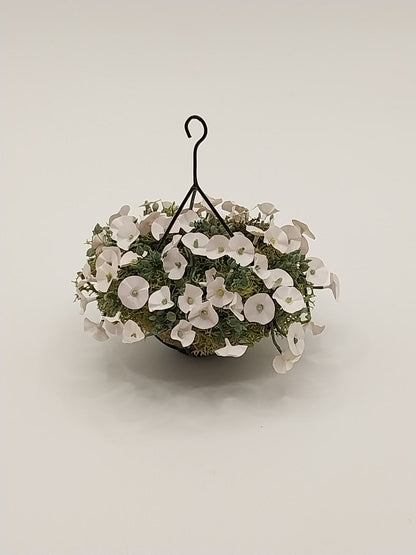 CRH940, White Petunias In Wire Basket