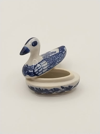 CRH950, Duck Bowl With Lid, Blue & White
