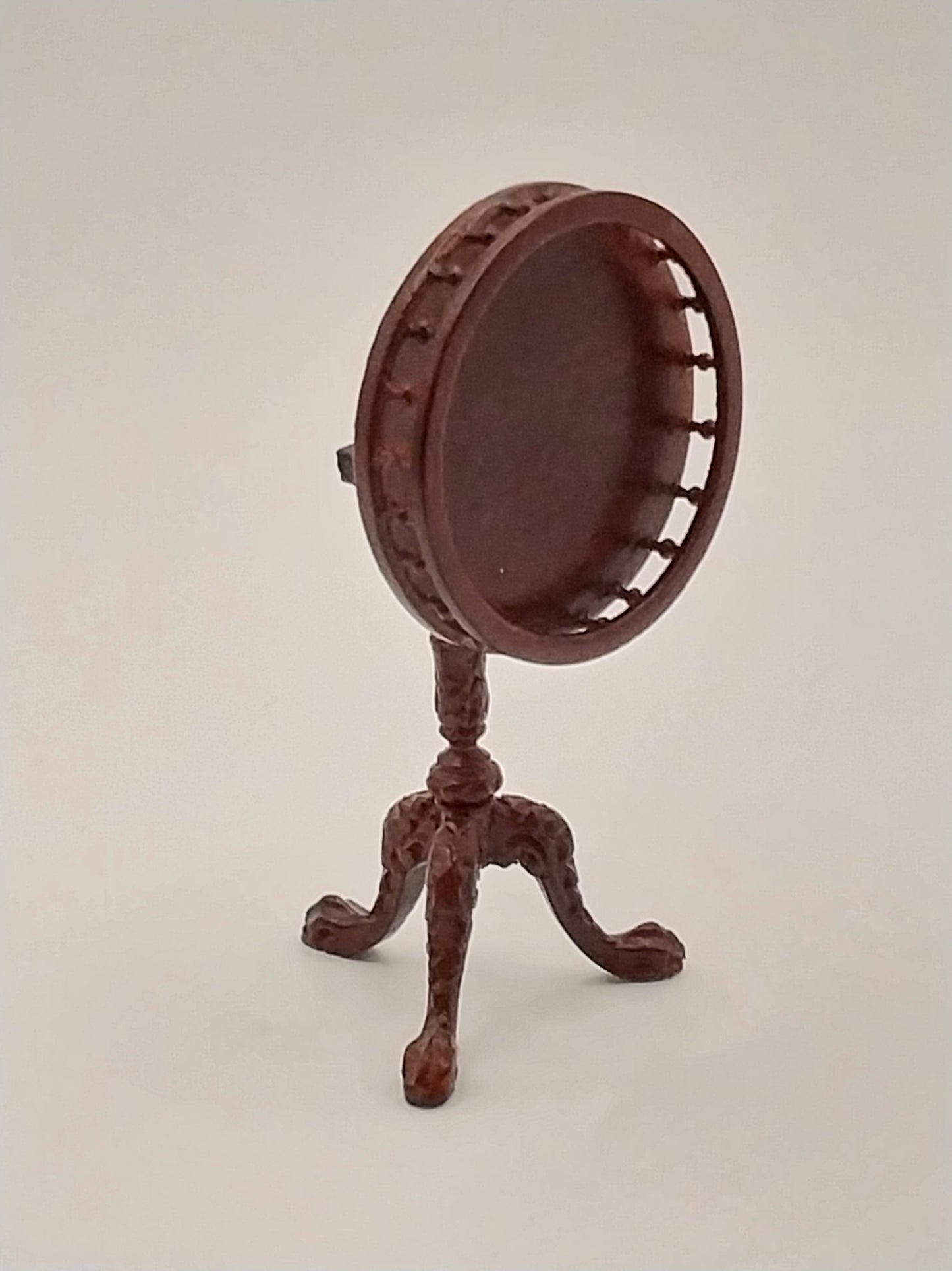 Gallery Tilt Top Table, Mahogany