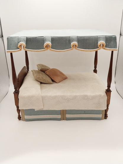 Georgian Canopy Bed, Dressed, Walnut