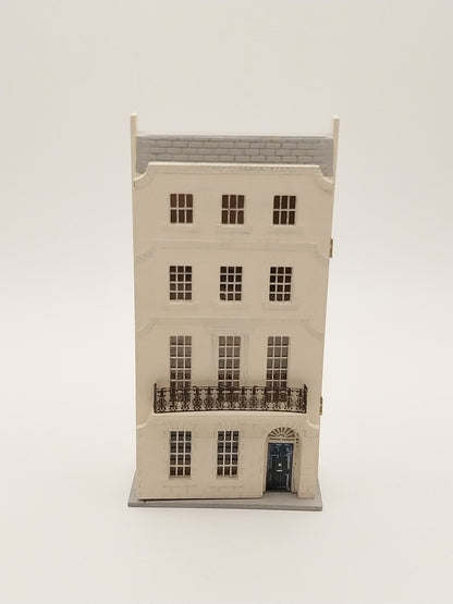 1/144" Scale Dollhouse, Electrified