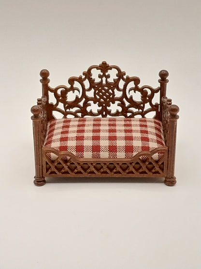 Pet Bed, Walnut