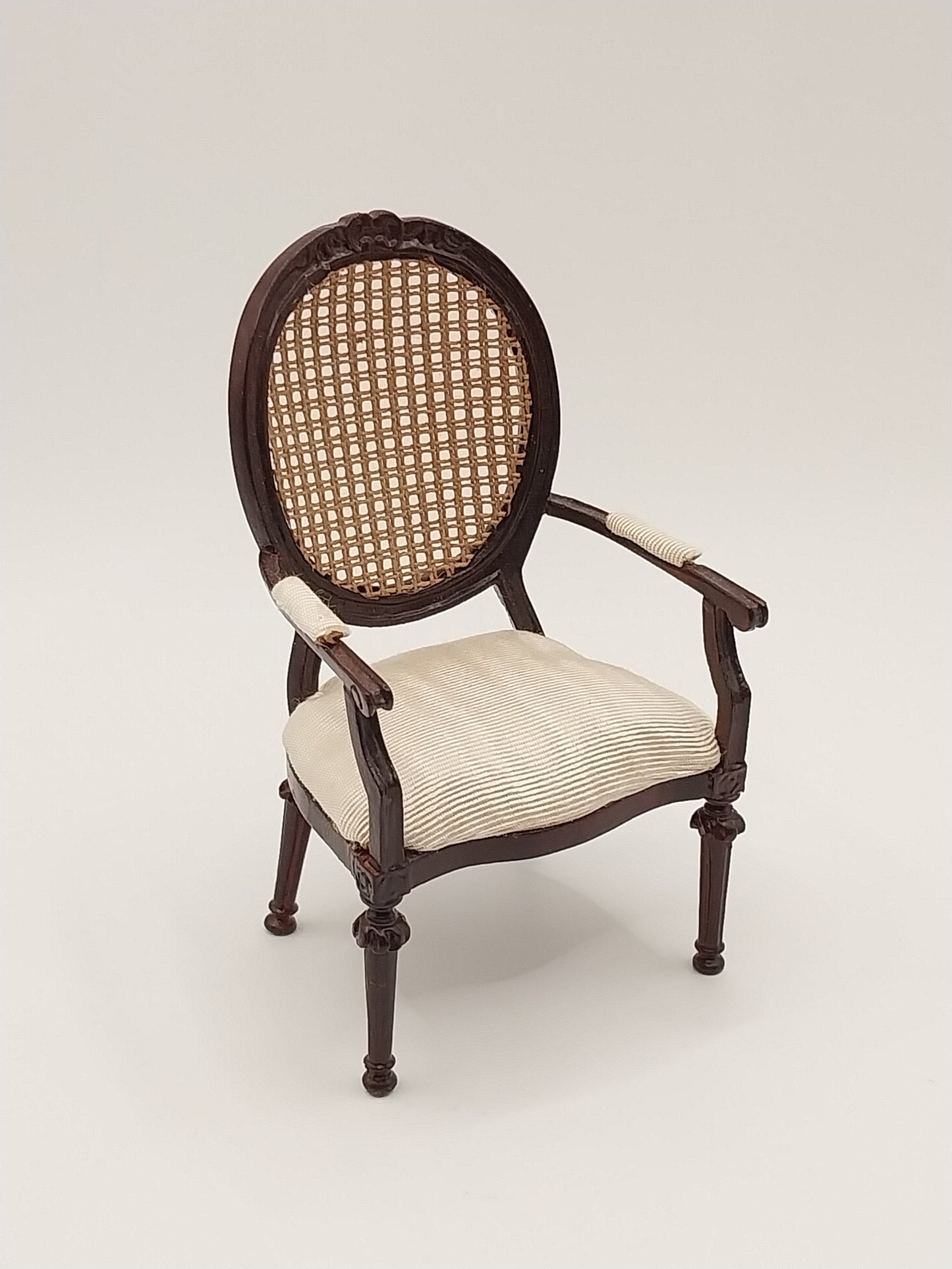 CPM0726, Petite Salon Arm Chair, MH