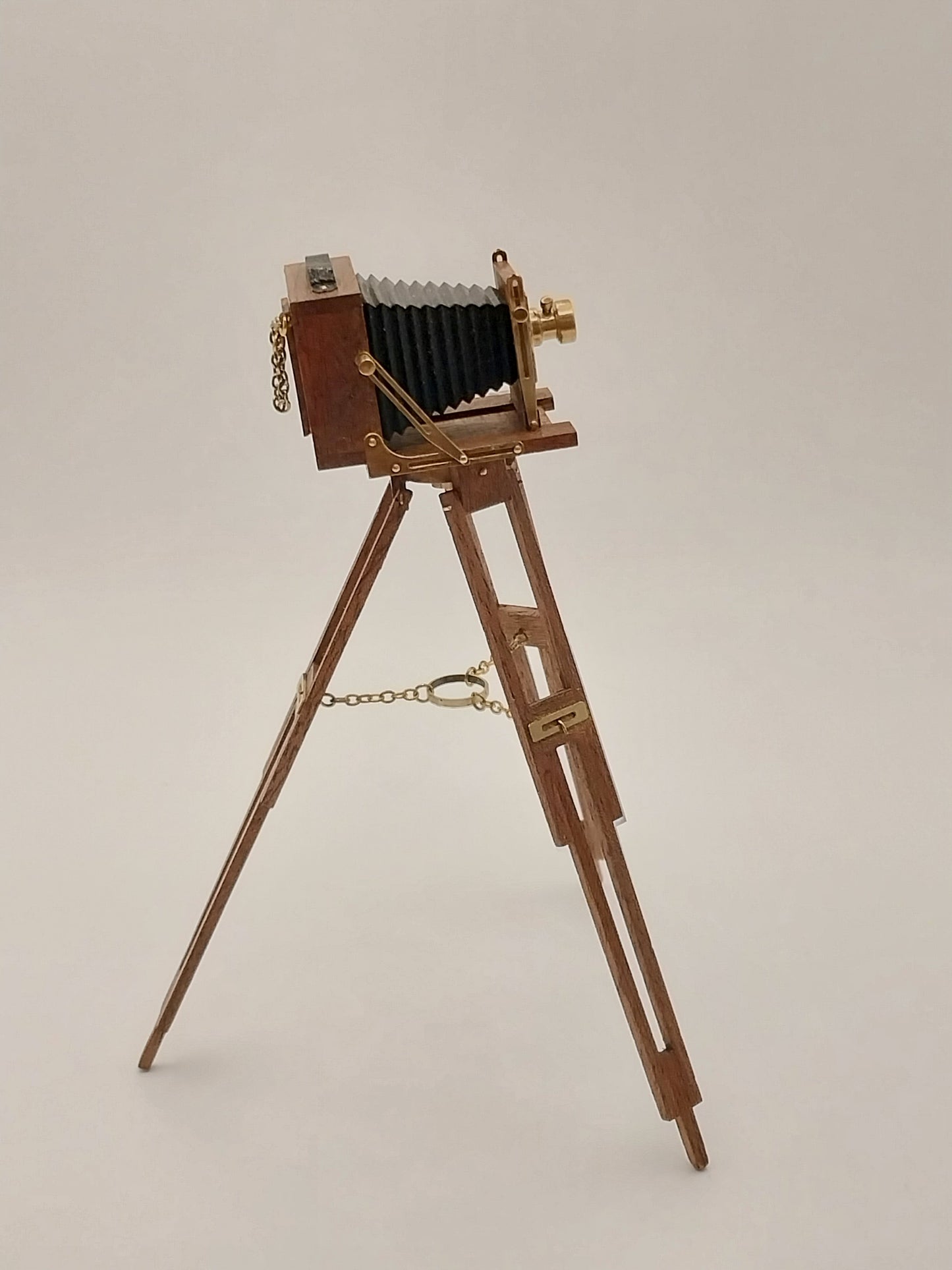 Vintage Sanderson Tripod Camera & Box