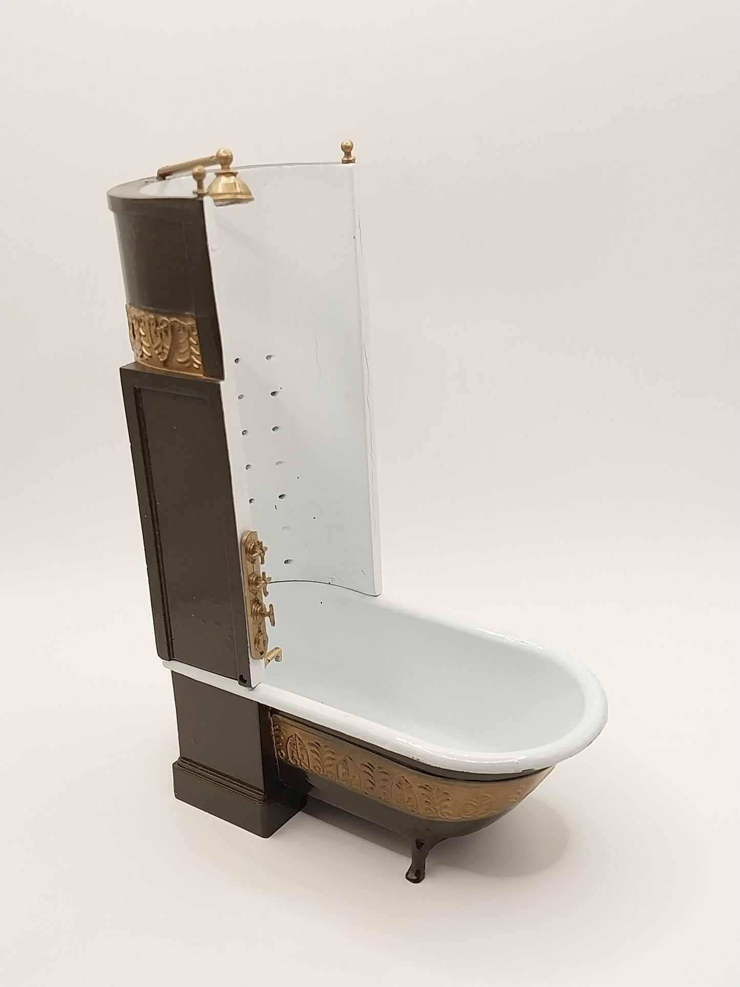 Victorian Reproduction of a Victorian 3pc Bathroom Set