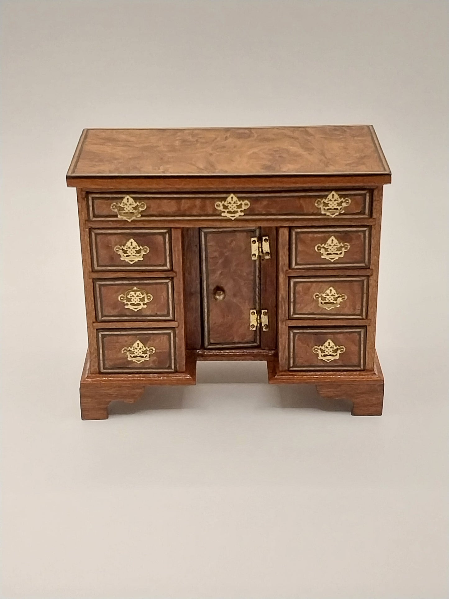 Inlaid Knee Hole Desk