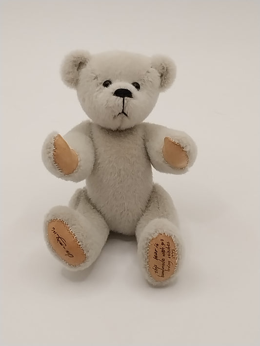 Teddy Bear With Leather Pads, Signed, Tan Cashmere, 3"