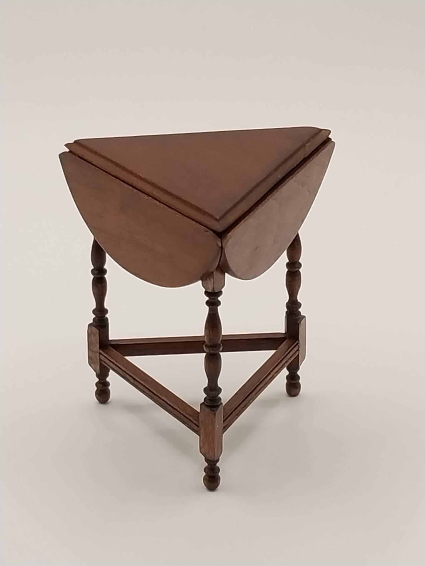 Triangle Drop Leaf Table, Mahogany