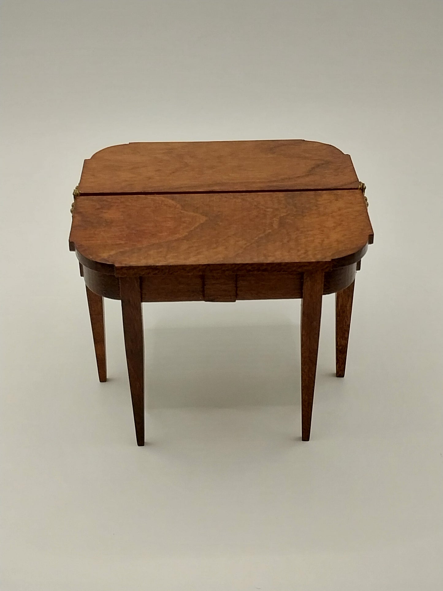 Hepplewhite Game Table