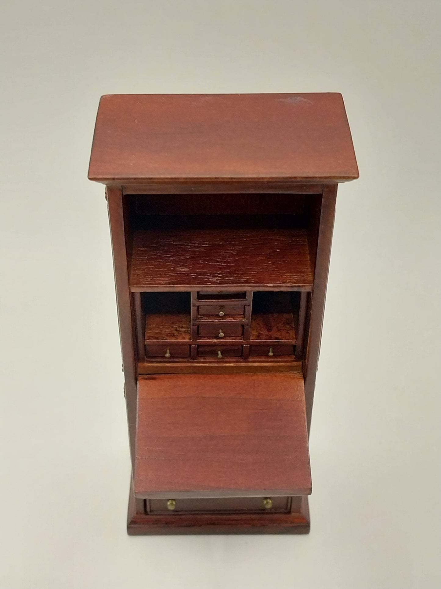 CEA310, Clerks Desk, Mahogany