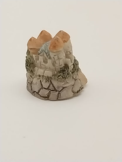 Tiny Figurine, Castle