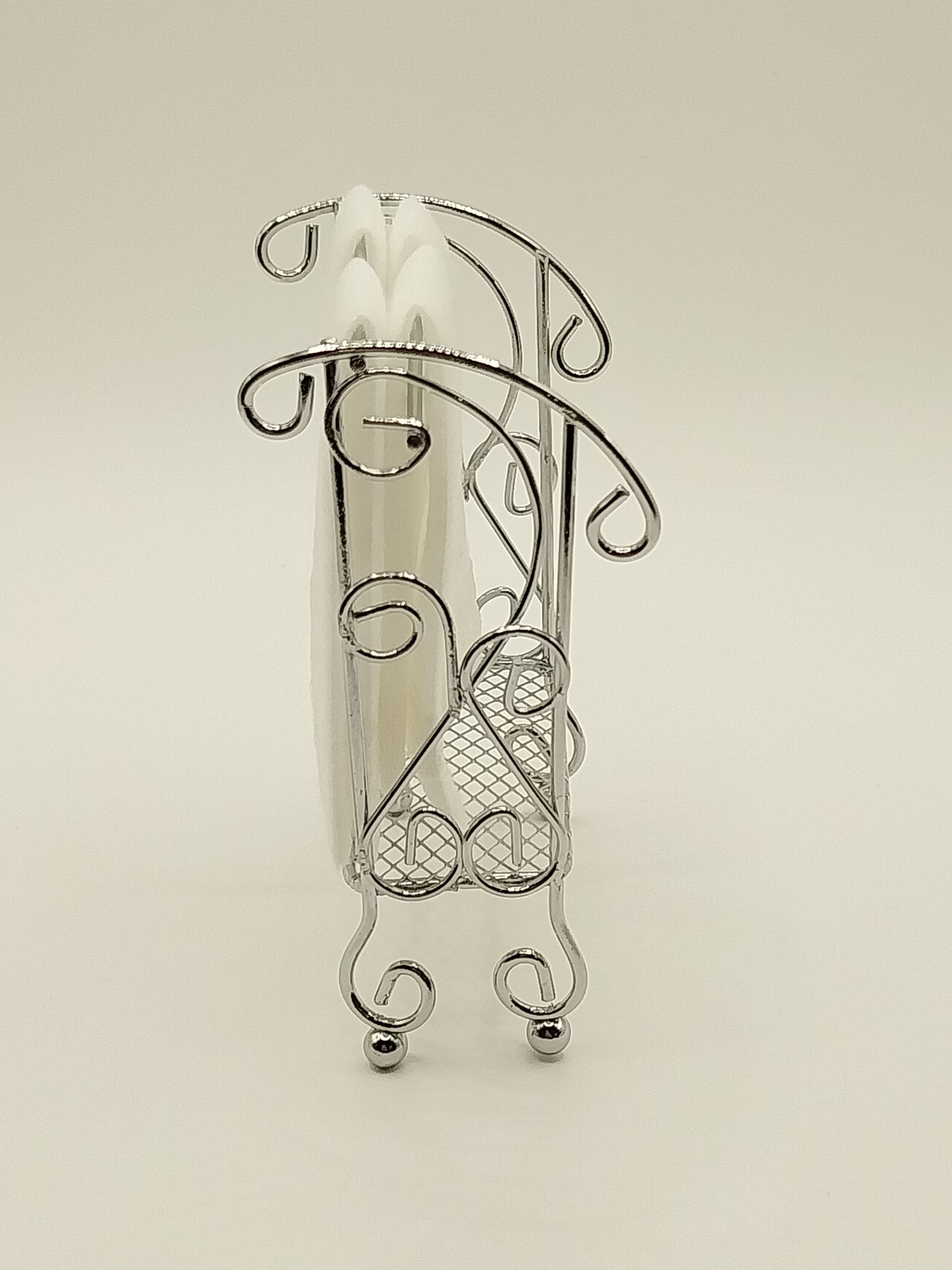 CBB1275, Silver Towel Rack With Towels