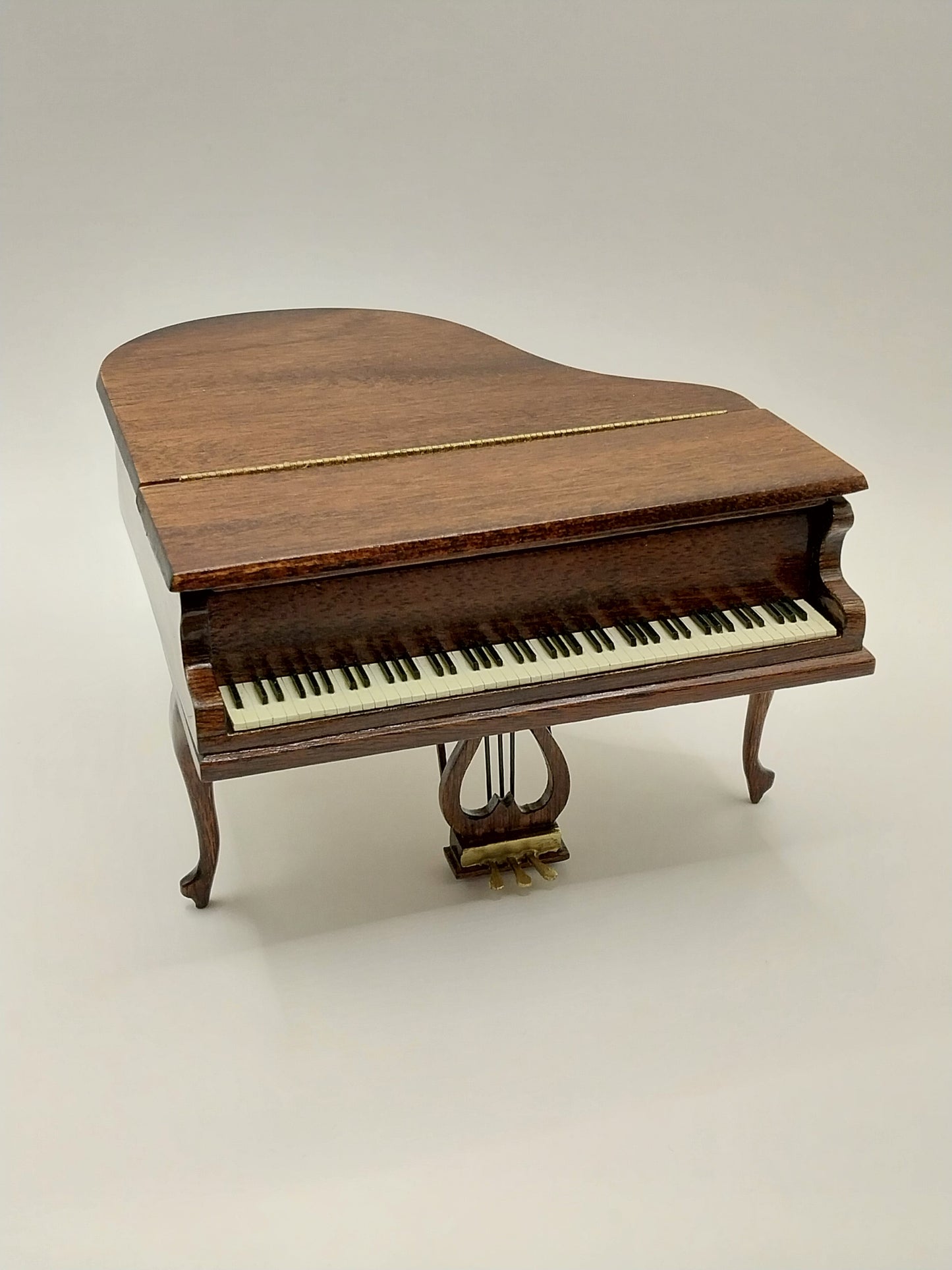 Queen Anne Baby Grand Piano & Stool, Ralph Partelow