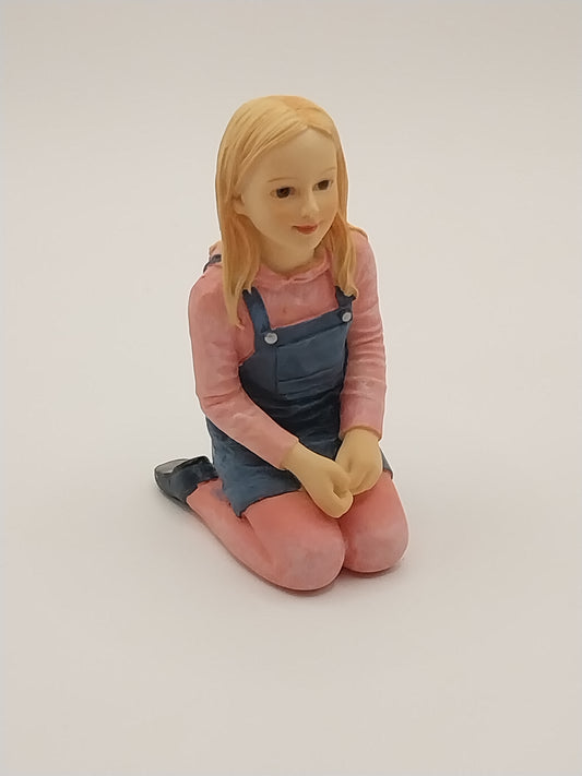 CPW115, Jessica Girl Doll, Sitting
