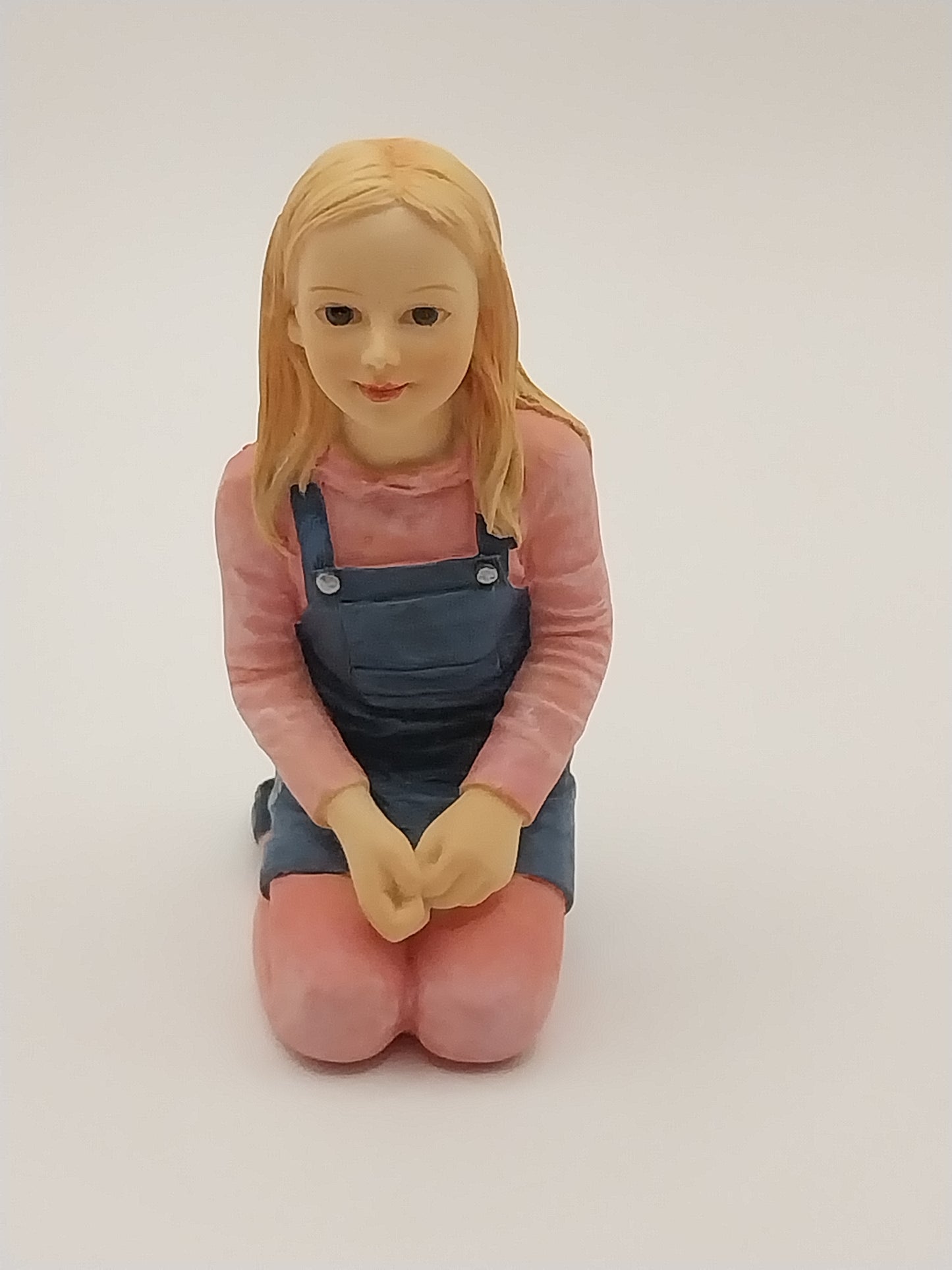 CPW115, Jessica Girl Doll, Sitting