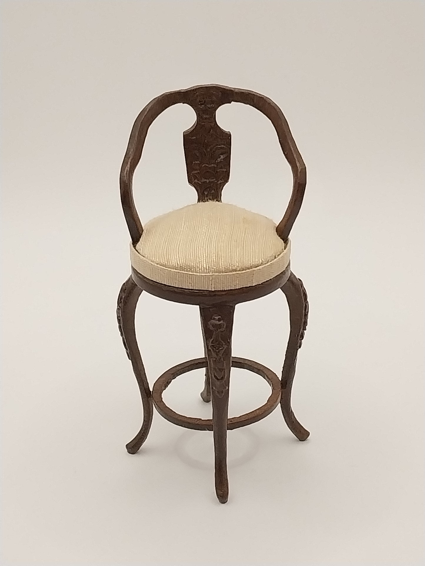 CPW125, Pub Bar Stool, Walnut