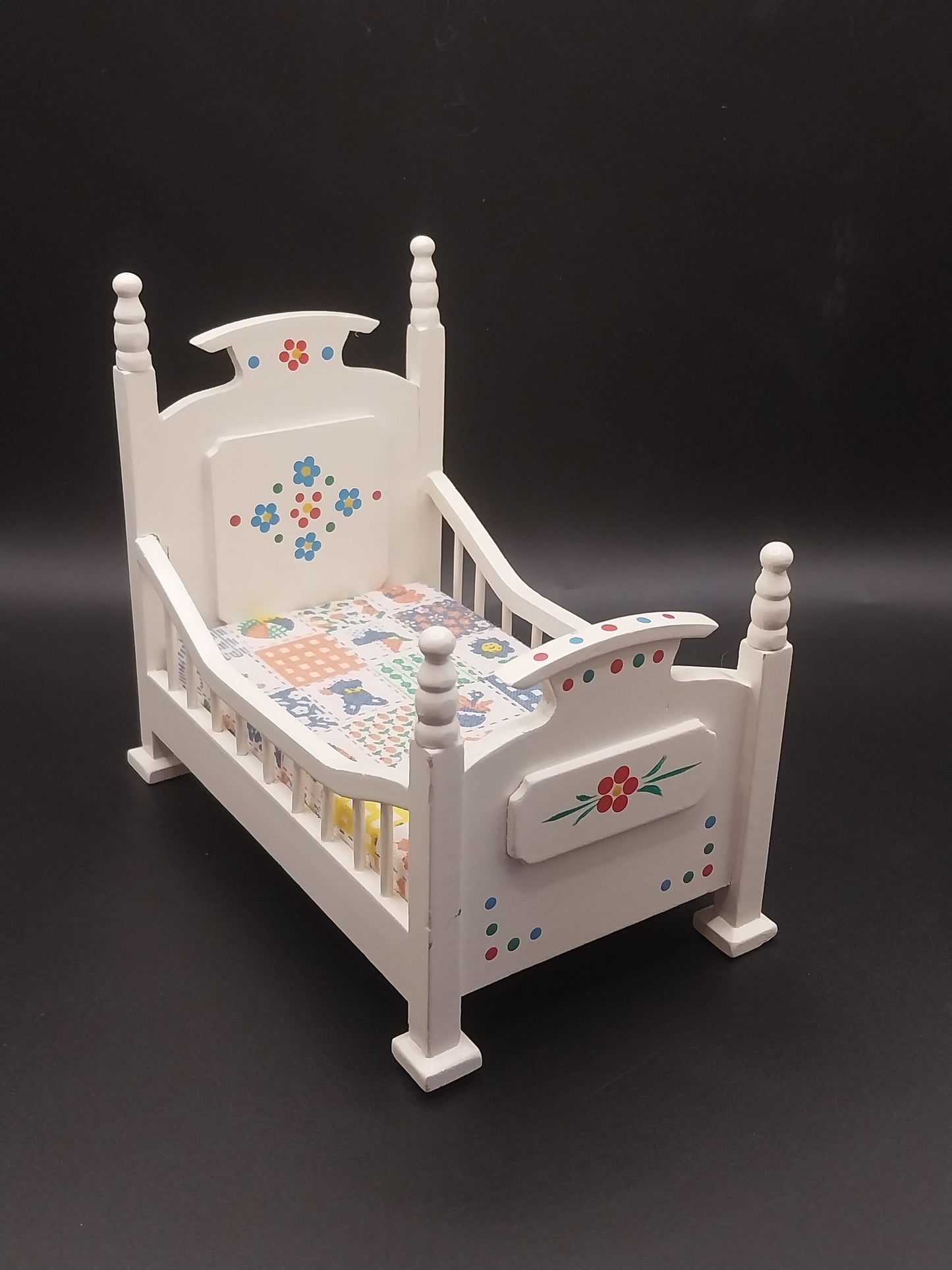 CPW137, Toddler Bedroom Set, Cream Floral, 8pc