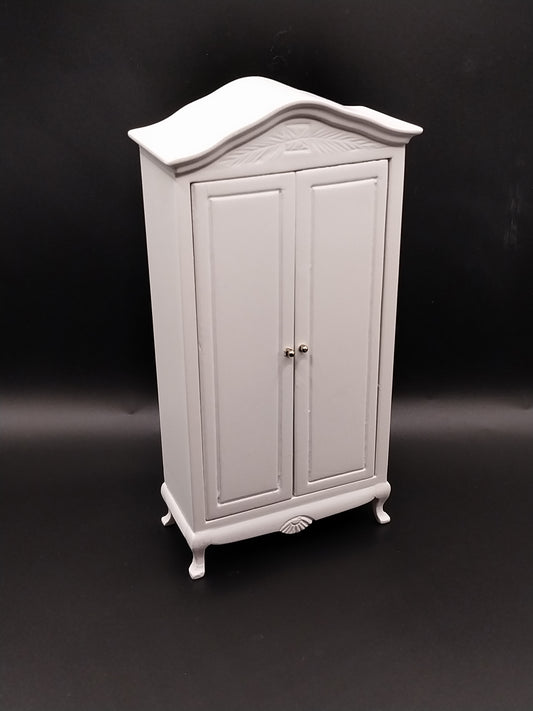 CEA330, Victorian Armoire, White