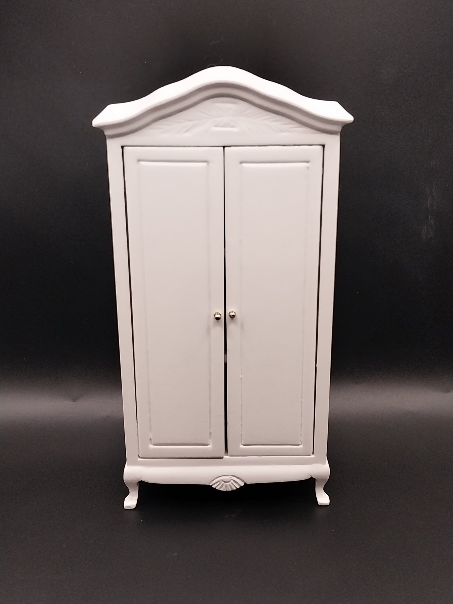 CEA330, Victorian Armoire, White