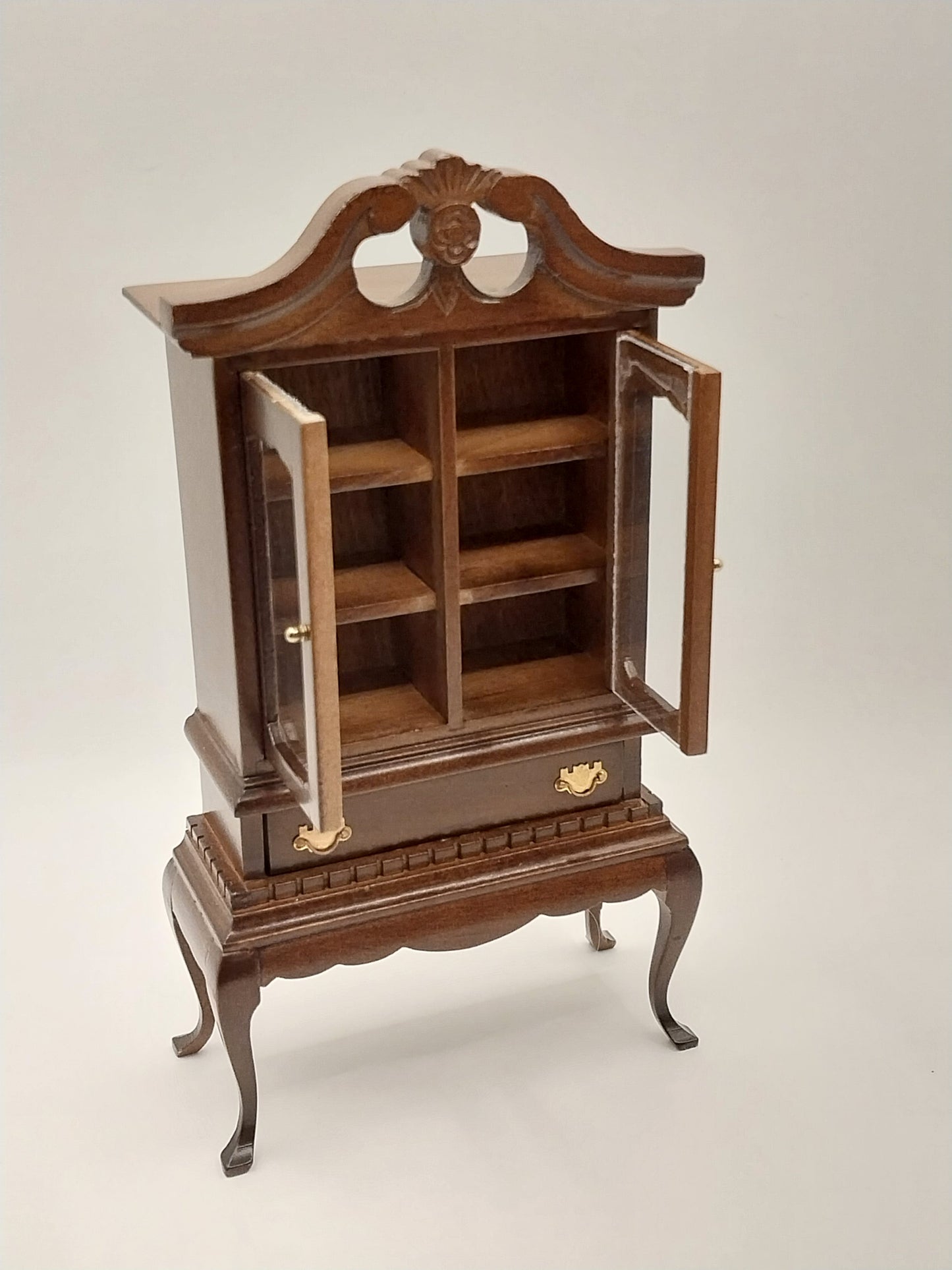 Queen Anne China Cabinet, Walnut