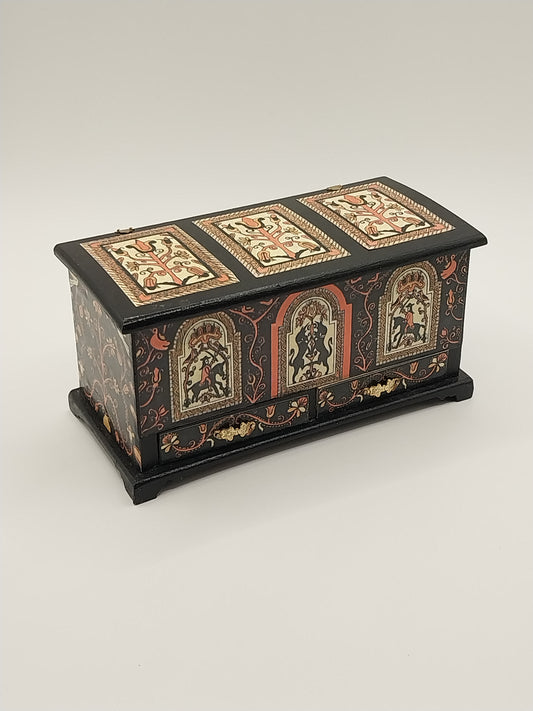 Tudor Chest With Appliques