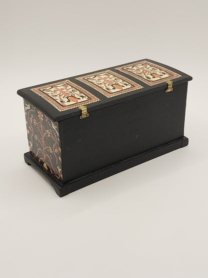 Tudor Chest With Appliques