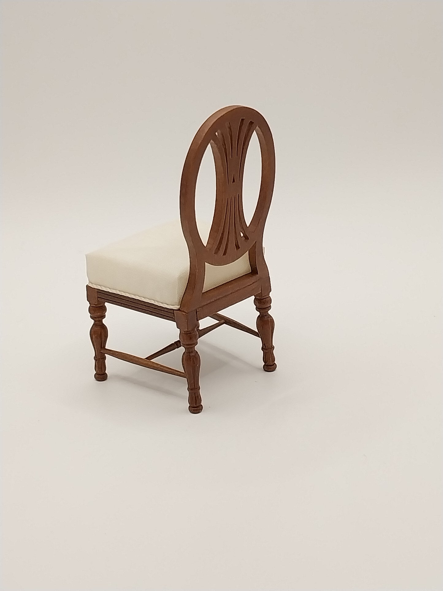 Dianna Gustavian Chair, Walnut