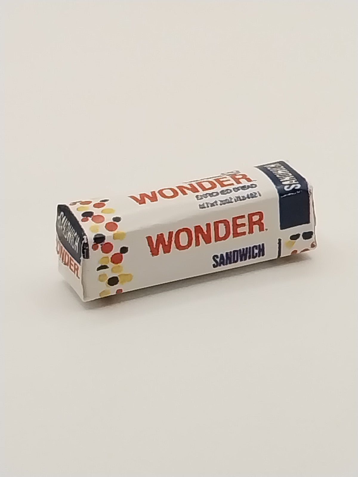 CPS0036, Wonder Bread Loaf – Miniature Designs, Inc.